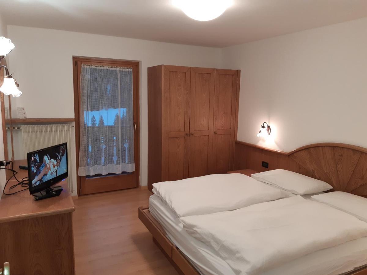 Albergo Arnica Canazei Exterior foto